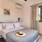 Villa Anat Paros *