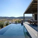 Anat Paros