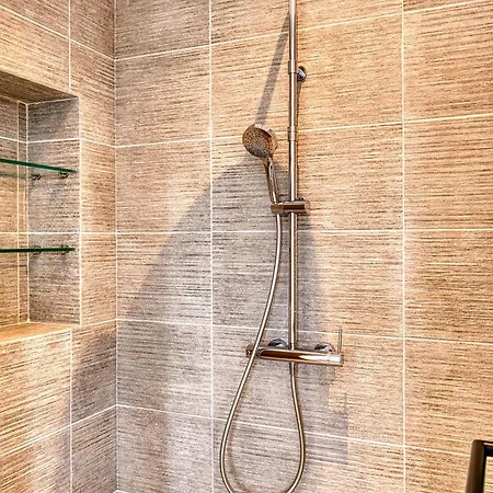 Anat Paros * Isterni (Paros)