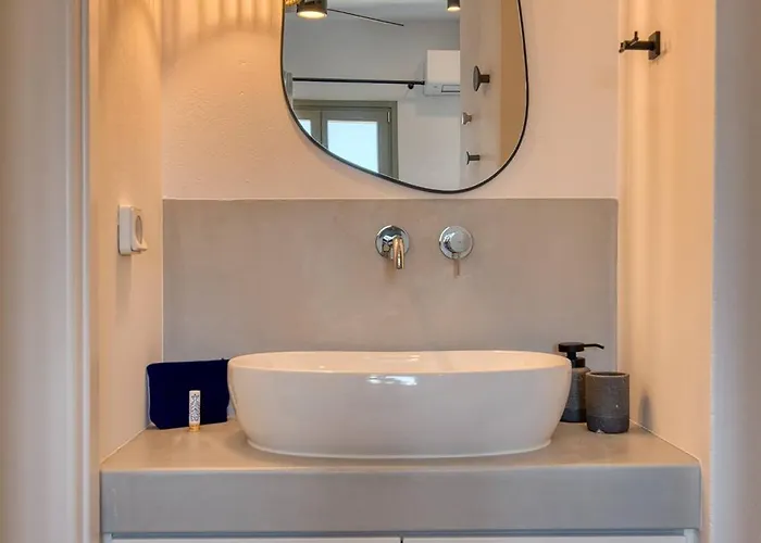 Anat Paros Isterni (Paros)